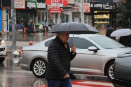 Karaman'da yağmur etkili oldu