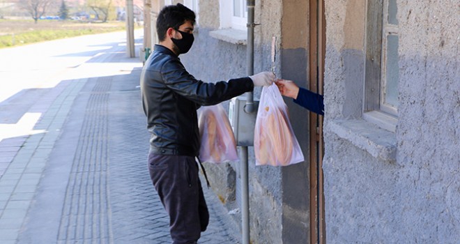 Yasağın ardından cadde ve sokaklar boş kaldı