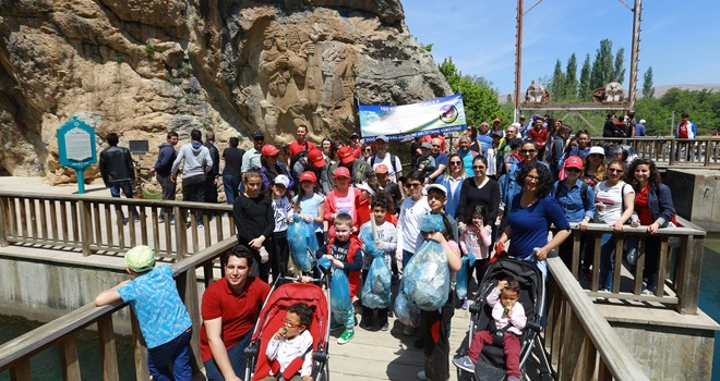 İvriz'de çevre temizliği yapıldı