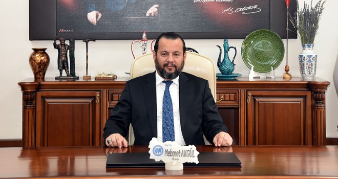 Rektör Akgül'den Yks'ye Girecek Adaylara Başarı Mesajı