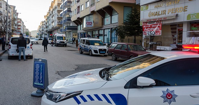 Silahlı kavgada bir kişi öldü