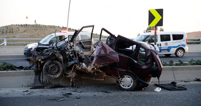 Ölümlü Kazaya Karışan Aracı Çekiciyle Kaçırdılar