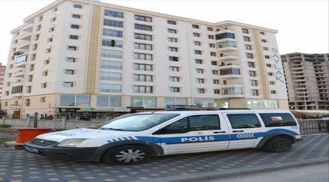 Kayseri'de 8 katlı bina karantinaya alındı