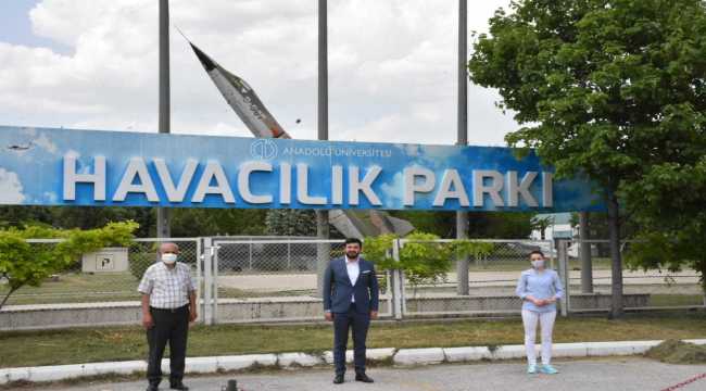 AK Parti Tepebaşı İlçe Başkanı Hakan Çizmelioğlu: