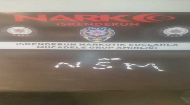 Otomobilden atılan uyuşturucuyla ilgili bir şüpheli gözaltına alındı