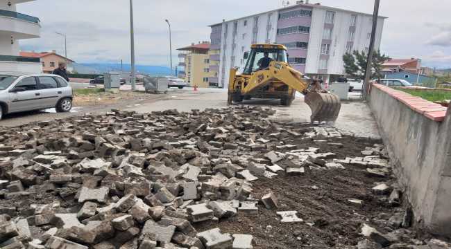Suşehri Belediye Başkanı Yüksel, çalışmaları inceledi