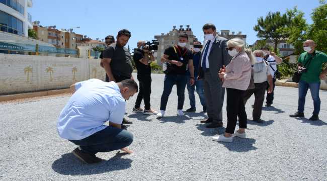 Anamur Belediyesinin asfaltlama çalışmaları sürüyor