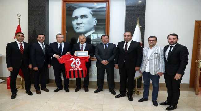 Eskişehirspor Başkanı Akgören'den Vali Ayyıldız'a ziyaret