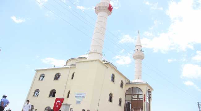 Gülnar'da Nişancı Camisi ibadete açıldı
