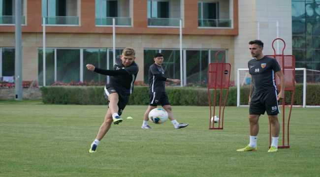 Kayserispor'da Fenerbahçe maçı hazırlıkları sürüyor
