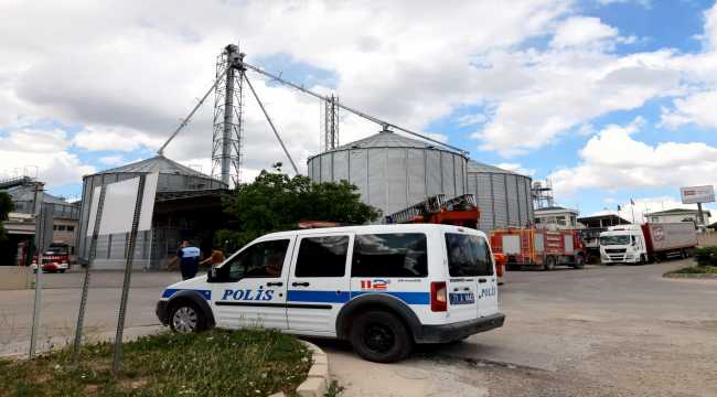 Kırıkkale'de ay çekirdeği fabrikasında iş makinesine sıkışan işçi öldü