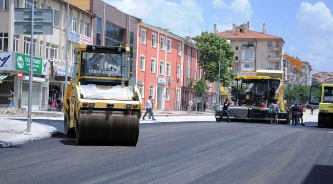 Kırşehir Belediyesinin asfalt çalışması