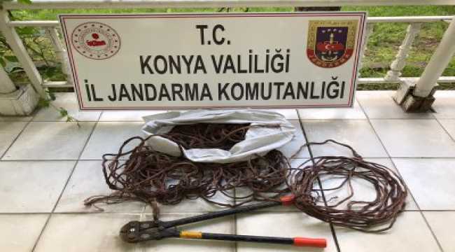 Konya'da'da kablo çaldıkları iddiasıyla yakalanan 3 zanlıdan 2'si tutuklandı
