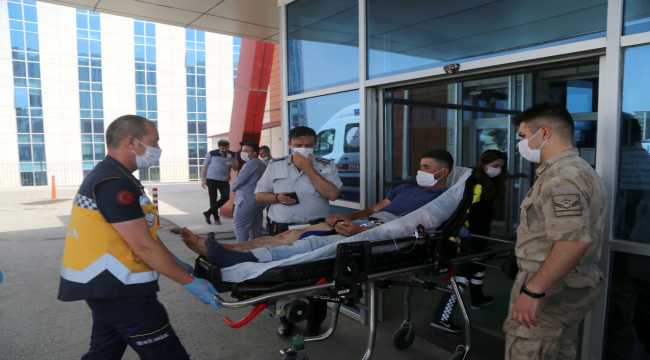 Sivas'ta çıkan silahlı kavgada bir kişi yaralandı 