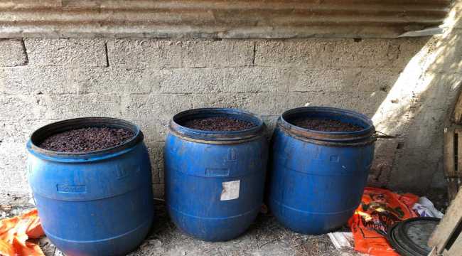 Adana'da 1020 litre sahte içki ele geçirildi