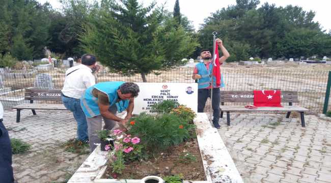 Polis ve hükümlüler şehit mezarlarının temizliğini yaptı