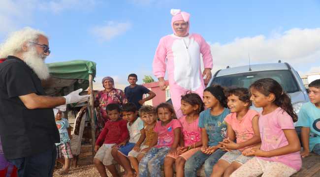 Adana'da tarım işçilerinin çocuklarına bayram öncesi etkinlik