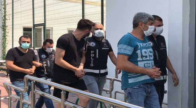 Adana'da tefecilik operasyonunda 25 kişi gözaltına alındı