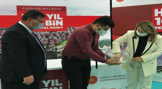 AK Parti Milletvekili Günay, TOKİ kura çekimlerine katıldı