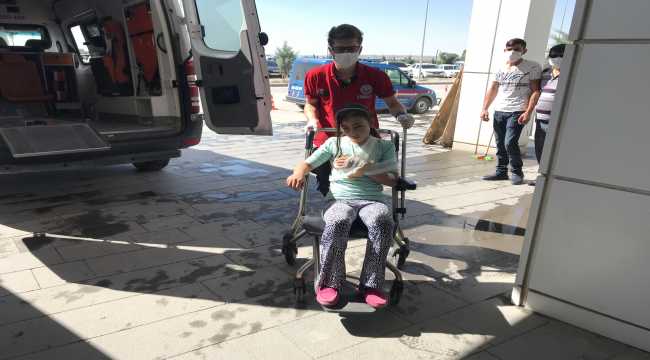 Aksaray'da otomobil ile minibüs çarpıştı: 7 yaralı