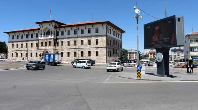 Ayasofya-i Kebir Cami-i Şerifi'nin, yeniden ibadete açılması sevinçle karşılandı