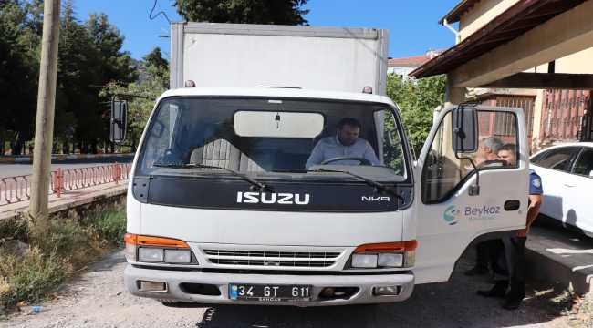 Beykoz Belediyesinden Akseki Belediyesine kamyonet hibe edildi