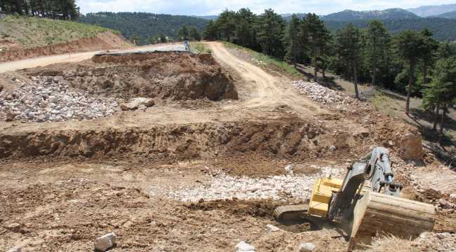 Bozkır-Antalya kara yolunda onarım çalışmaları sürüyor