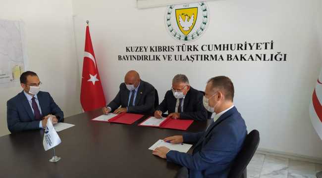 Büyükşehir Belediye Başkanı Büyükkılıç, KKTC'ye gitti 
