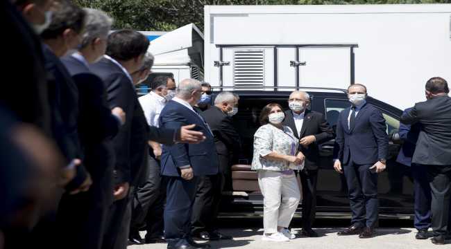 CHP Genel Başkanı Kılıçdaroğlu, kurultay salonuna geldi