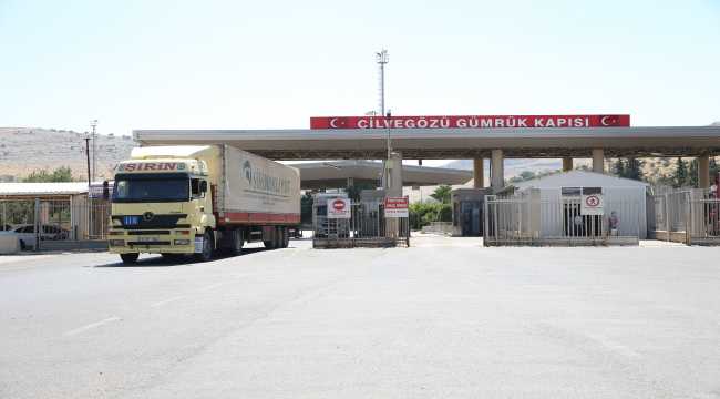 Cilvegözü Sınır Kapısı'ndan yardım geçişleri sürüyor
