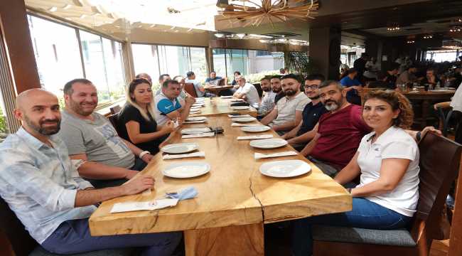 Gençlerbirliği'nde teknik heyet ve futbolcular yemekte buluştu
