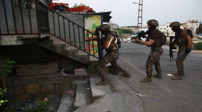 GÜNCELLEME - Adana'da terör örgütü PKK/KCK operasyonu: 14 gözaltı