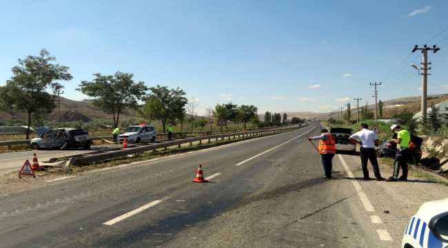 GÜNCELLEME - Sinop Valisi Karaömeroğlu trafik kazası geçirdi
