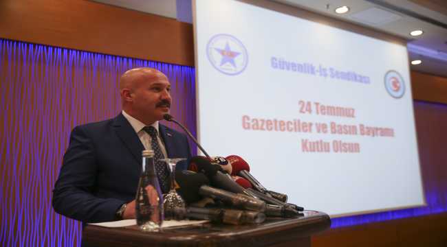 Güvenlik-İş Sendikası Kovid-19 sürecindeki çalışmalarından ötürü basın mensuplarına plaket verdi
