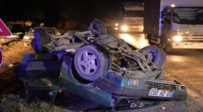 Kahramanmaraş'ta iki otomobilin çarpıştığı kazada 5 kişi yaralandı