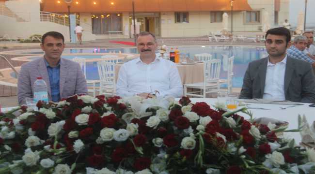 Kaymakam Emiroğlu'na veda yemeği düzenlendi 