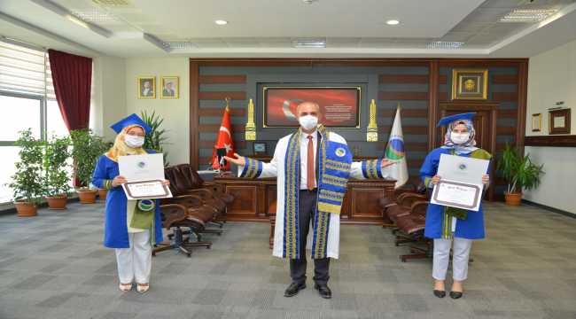 Kırşehir Ahi Evran Üniversitesinde mezuniyet töreni online yapıldı