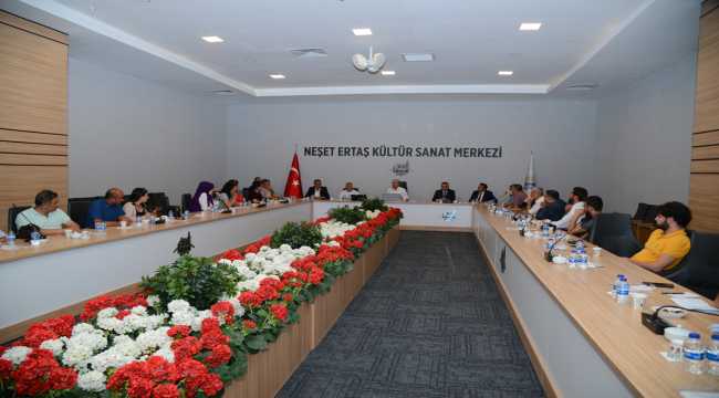 Kırşehir Belediye Başkanı Ekicioğlu, yerel basınla buluştu