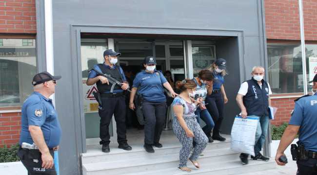 Kızılcahamam'daki bir evden ziynet eşyaları çaldığı öne sürülen 5 kişi, tutuklandı