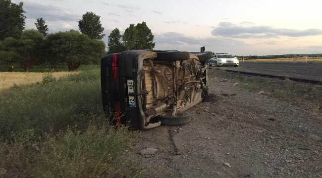 Konya'da iki otomobil çarpıştı: 3 yaralı