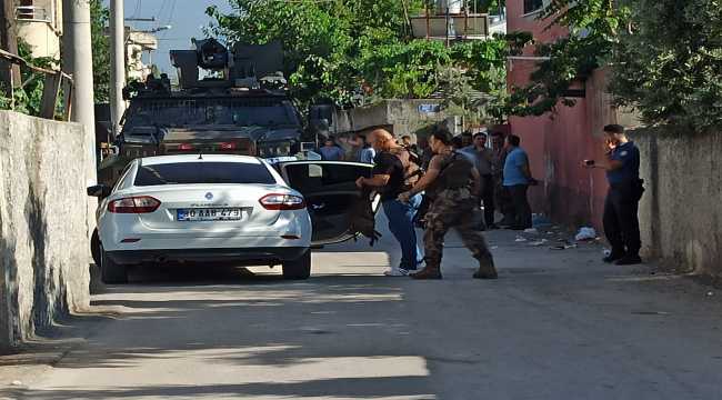 Osmaniye'de 2 polisi yaralayan cinayet zanlısı etkisiz hale getirildi