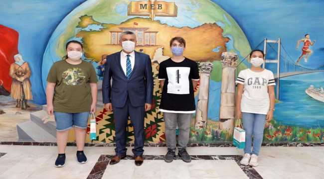 Osmaniye’de LGS'nin başarılı öğrencileri ödüllendirildi
