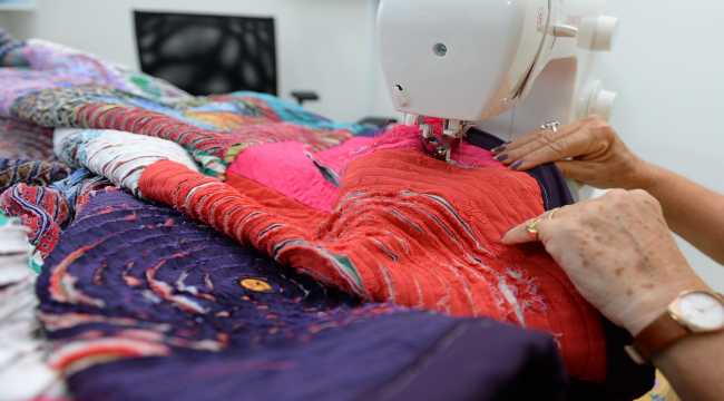 Sokağa çıkma kısıtlamasıyla başlayan çalışma, sosyal sorumluluk projesine dönüştü