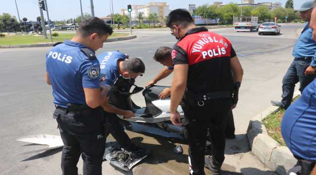 Adana'da otomobilin çarptığı motosikletin sürücüsü yaralandı