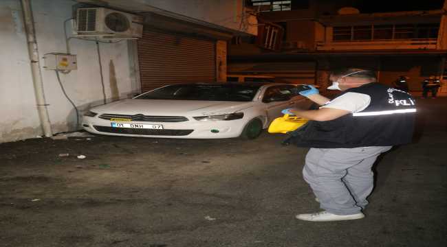 Adana'da silahlı saldırıda iki kişi yaralandı