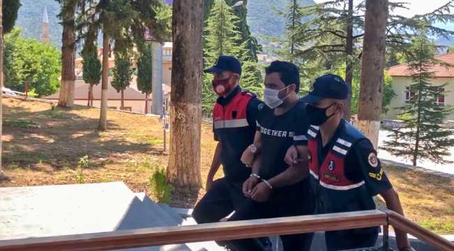 Akseki'de kaçak cep telefonu ve uyuşturucu operasyonu