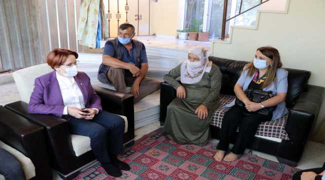 Akşener eski eşi tarafından öldürülen Emine Bulut'un ailesini ziyaret etti