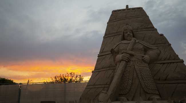 Burayı Gezmelisiniz! Antalya'da kum heykeller...