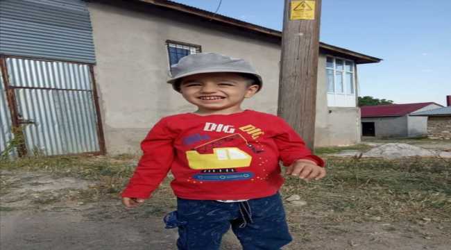 Düğünde vücuduna kurşun isabet eden 3 yaşındaki çocuk öldü