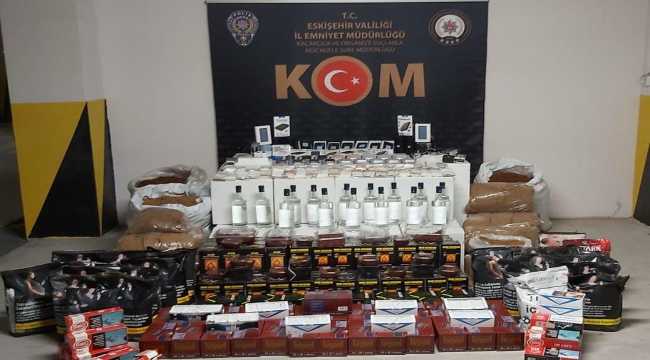 Eskişehir'de kaçakçılık operasyonunda 8 şüpheli yakalandı
